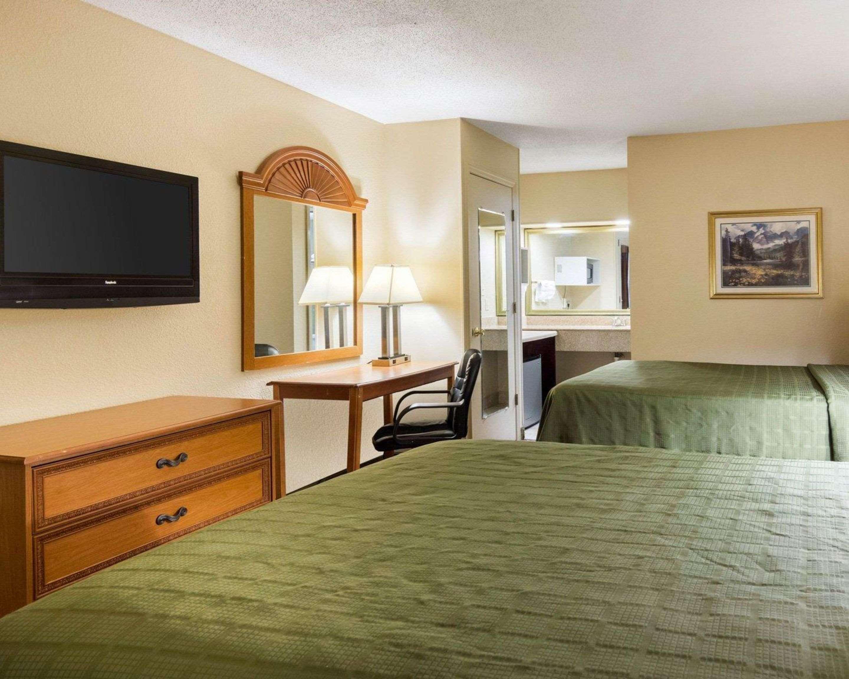 Quality Inn South Hill I-85 Экстерьер фото