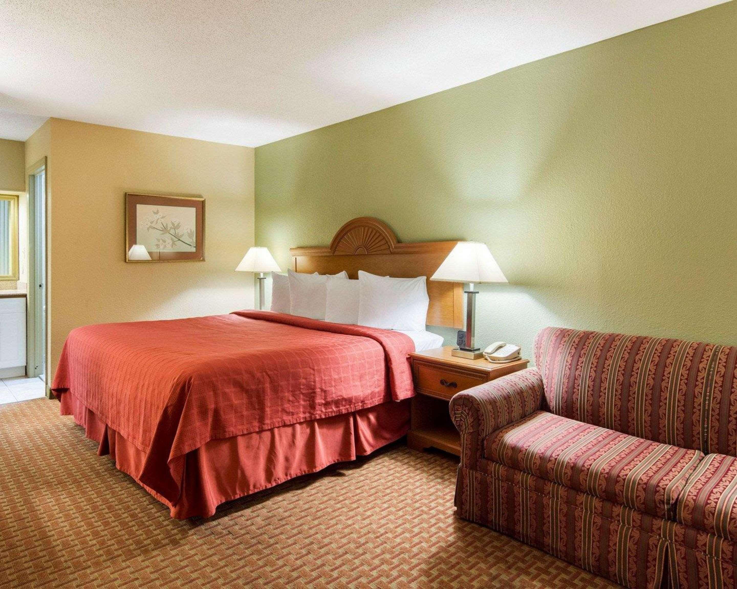 Quality Inn South Hill I-85 Экстерьер фото