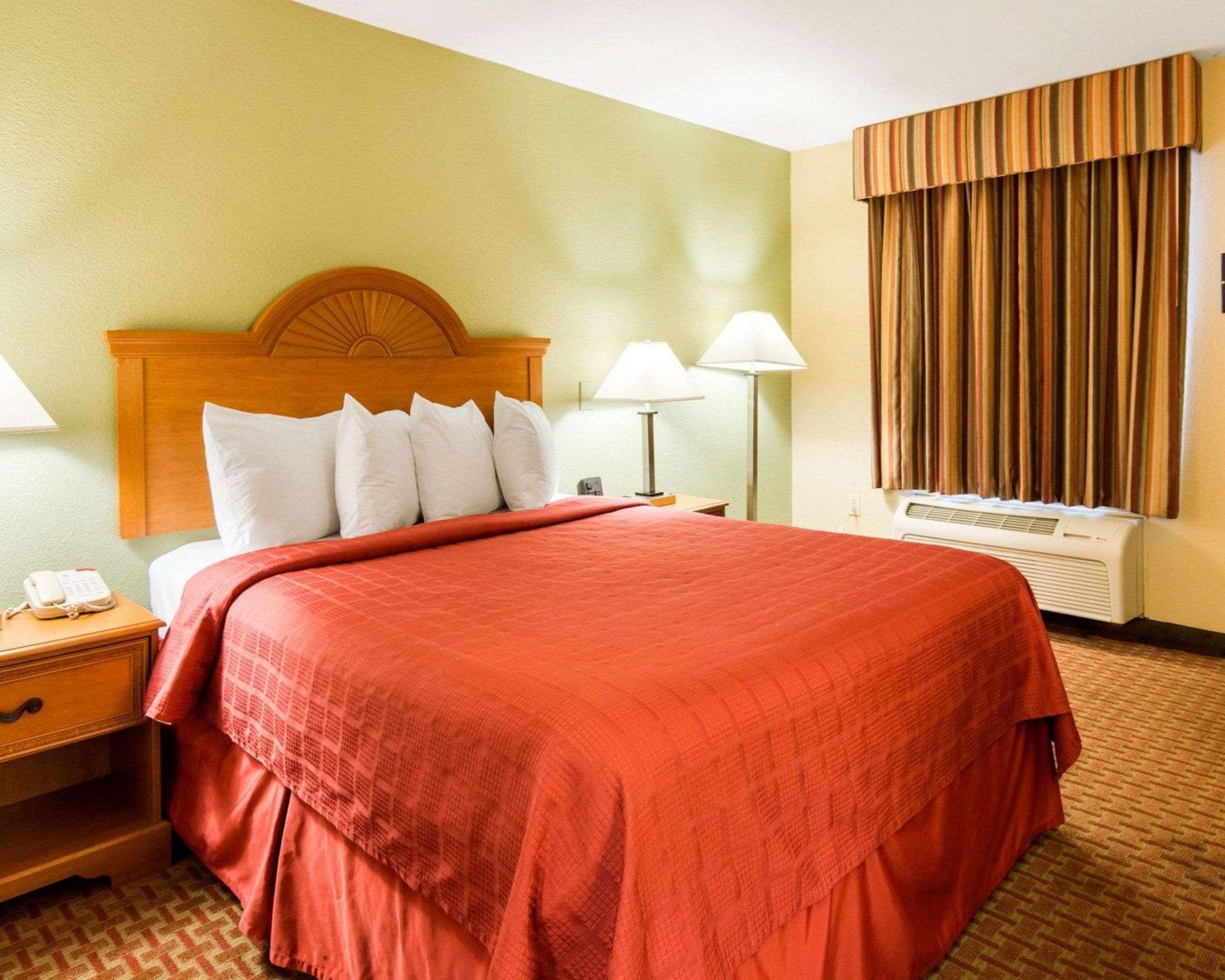 Quality Inn South Hill I-85 Экстерьер фото