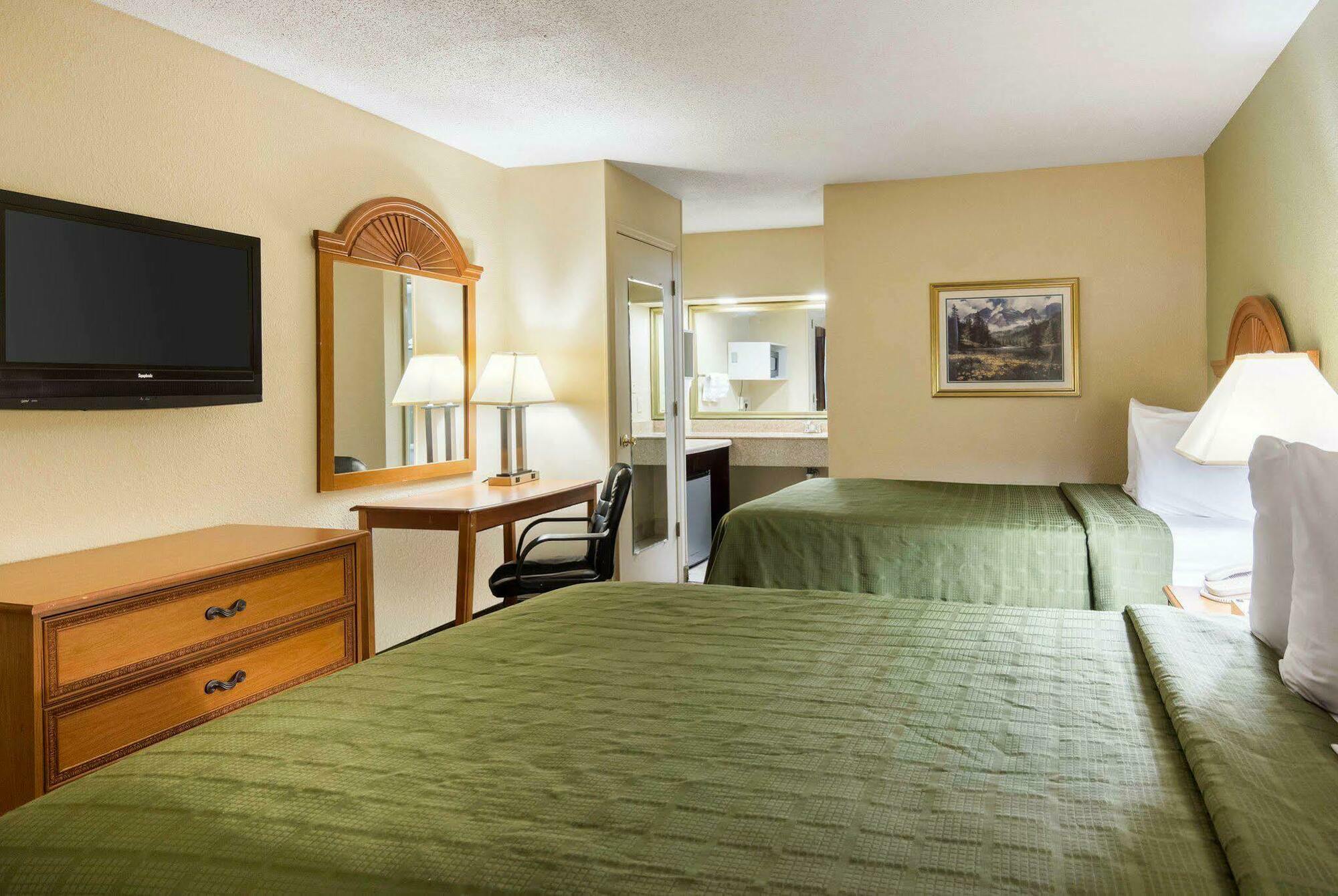 Quality Inn South Hill I-85 Экстерьер фото