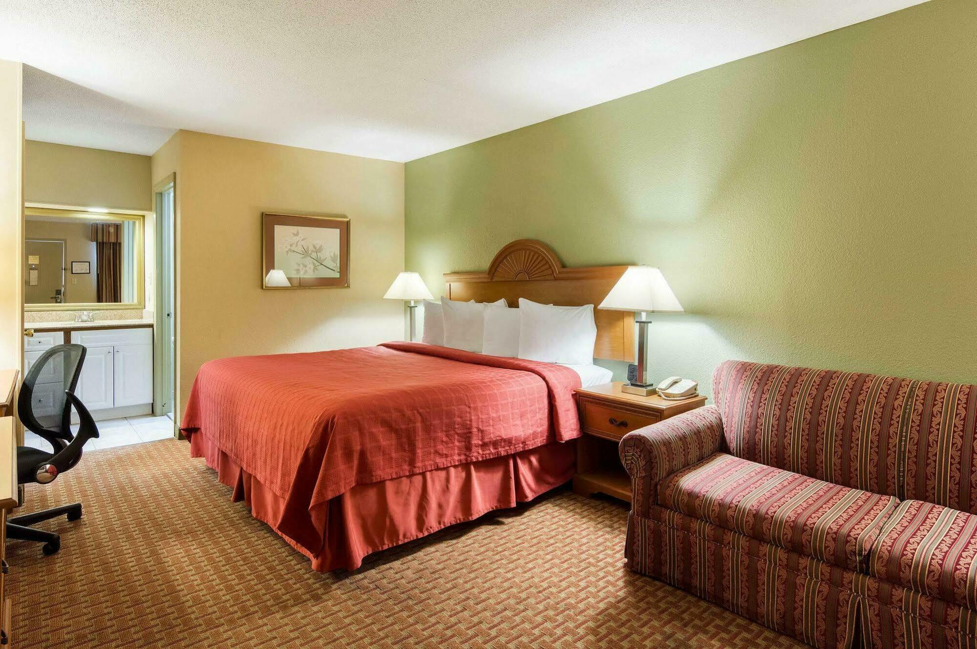 Quality Inn South Hill I-85 Экстерьер фото